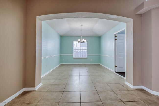 Building Photo - 442 Big Tree Rd