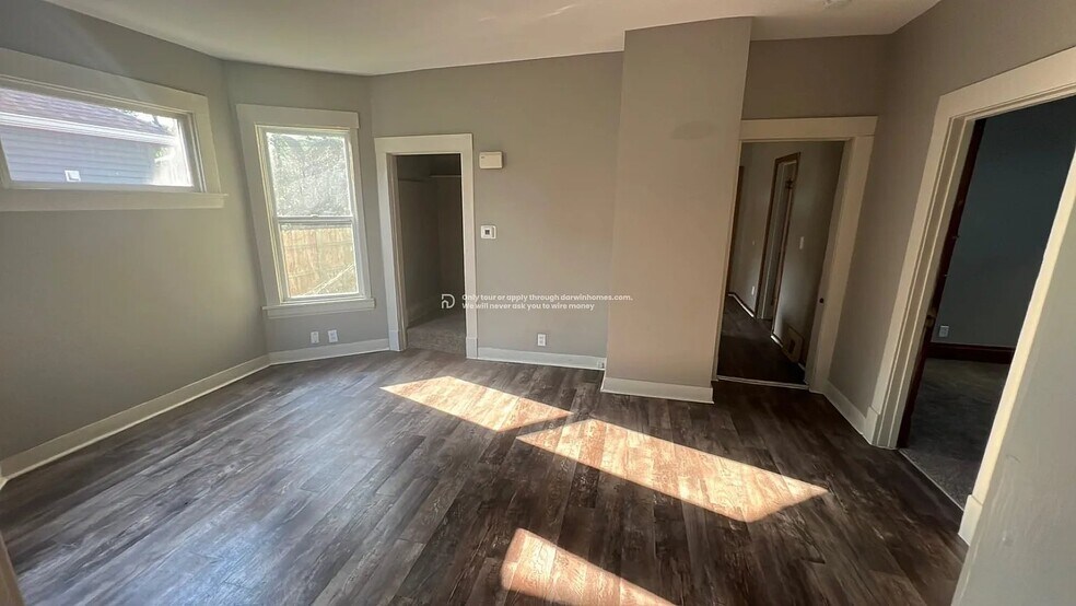 Building Photo - 2907 Bristol St