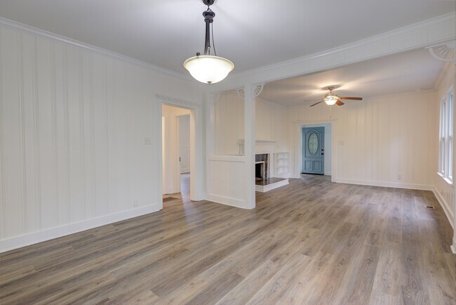 Building Photo - 65 Nason St