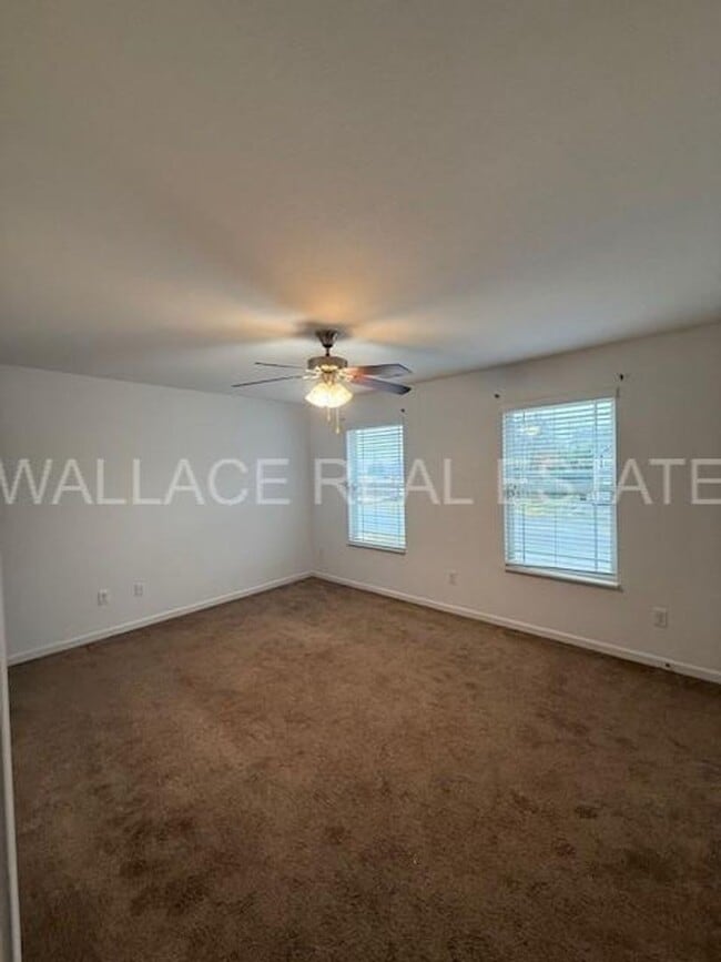 Building Photo - WEST KNOX CEDAR BLUFF AREA 2 BEDROOM 2.5 BATH TOWNHOUSE