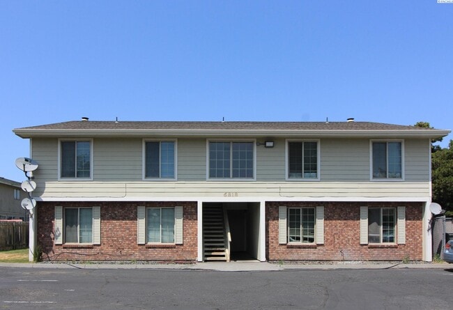 Primary Photo - 2 bedroom, 1 bath in Kennewick