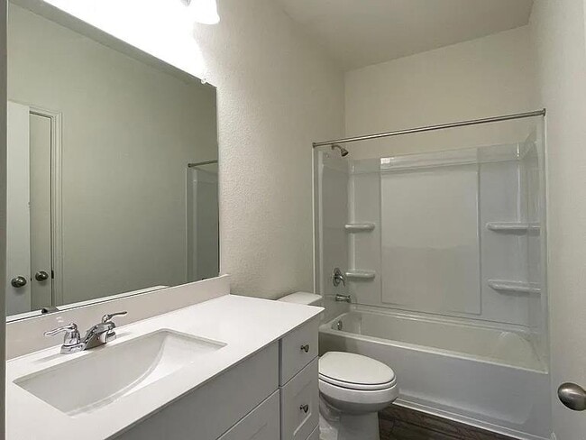 Building Photo - 627 Alterra Way