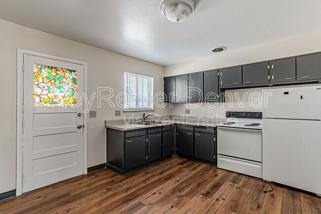 Building Photo - 4588 Everett St