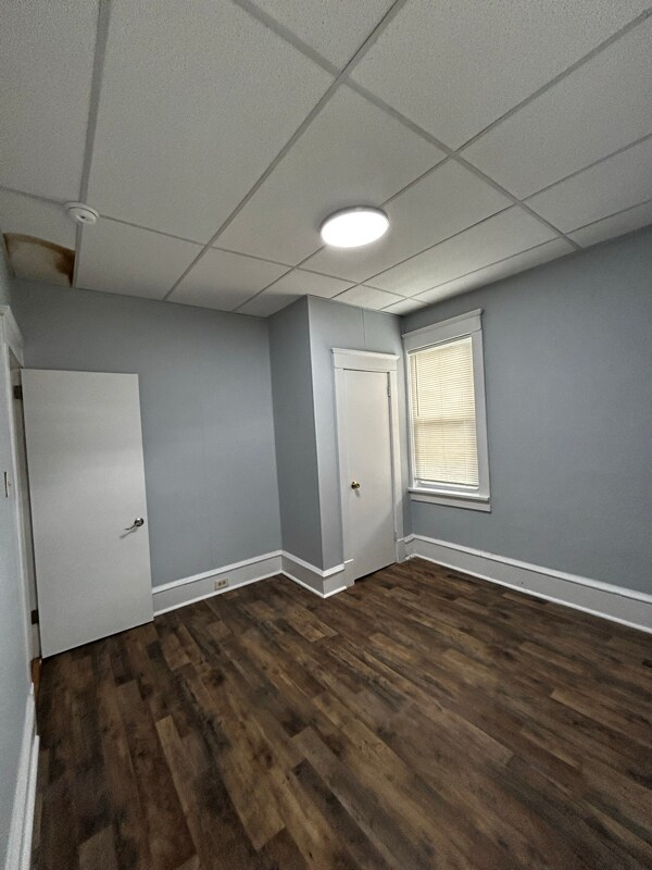 Building Photo - 717 Mercer Ave