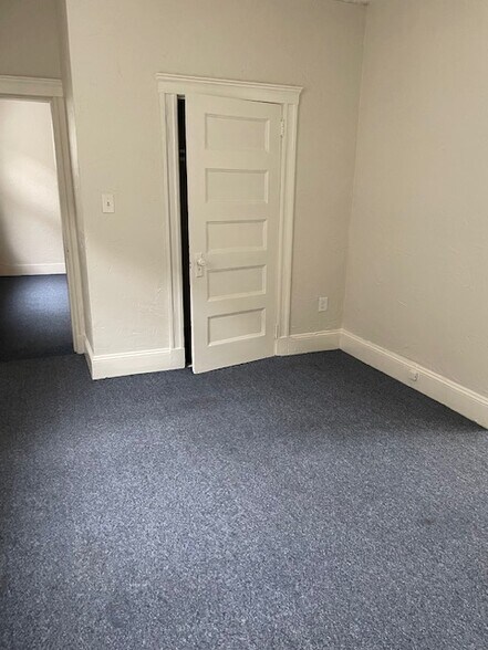 Building Photo - 117A Hawthorne St