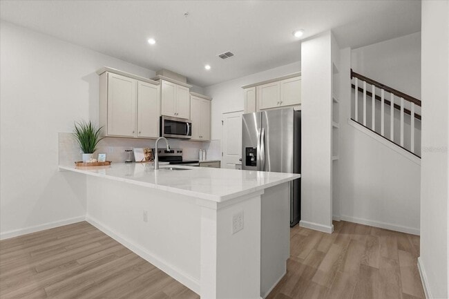 Building Photo - 9662 Peace Dr