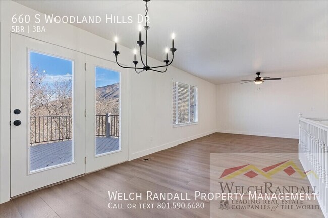 Building Photo - Spacious Single-Family Home in Woodland Hills