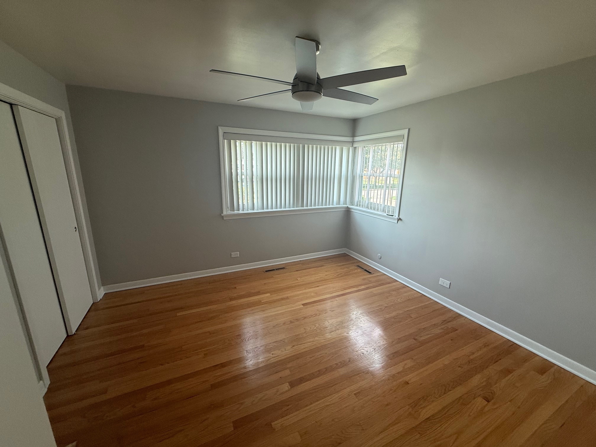 Bedroom 1 (2 closets) - 10351 Milford St