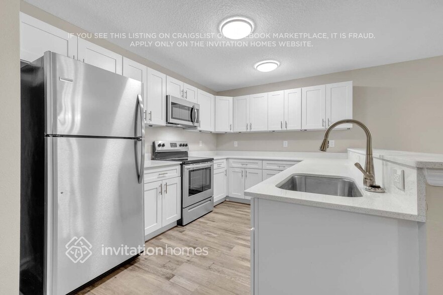 Building Photo - 8013 Violet Willow Ln