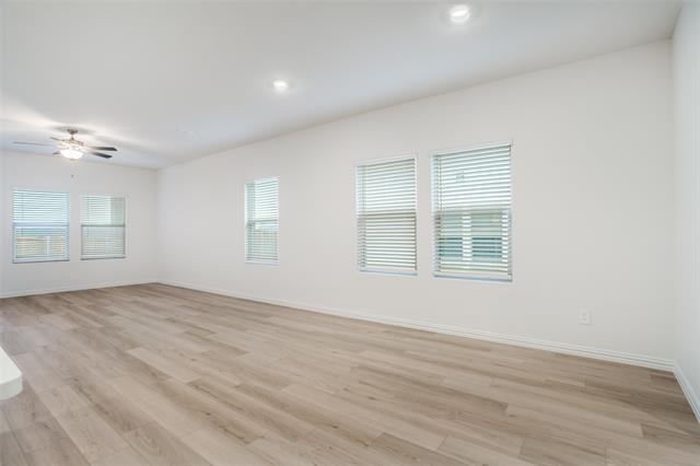 Building Photo - 1204 Booker Dr