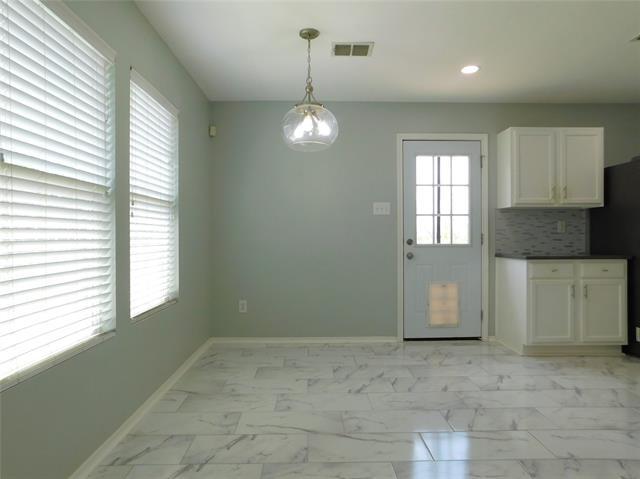 Building Photo - 2905 Lipizzan Dr