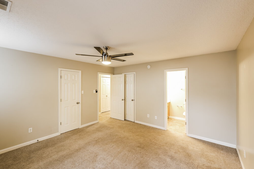 Building Photo - 126 Stonehaven Dr