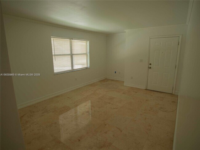 Building Photo - 14831 SW 80th St