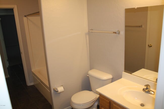 Building Photo - 14129 N 133rd Dr