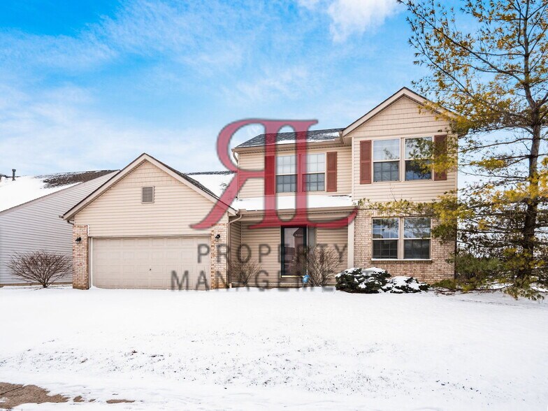 Building Photo - 5567 Hillbrook Dr