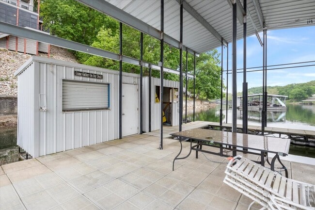 Building Photo - 24 Mimosa Rd