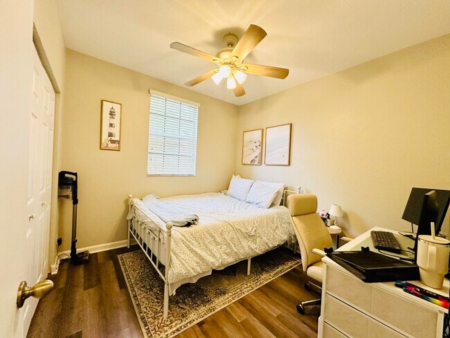 Building Photo - 4802 W Bexley Park Dr