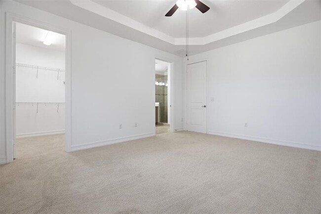 Building Photo - 13023 Riverwalk Cir S