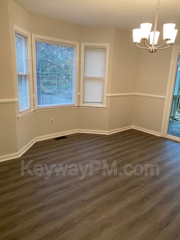 Building Photo - 212 Waters Way