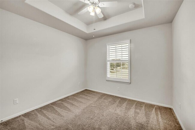 Building Photo - 1701 S Bell Blvd