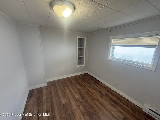 Building Photo - 2030-2032 Washburn St