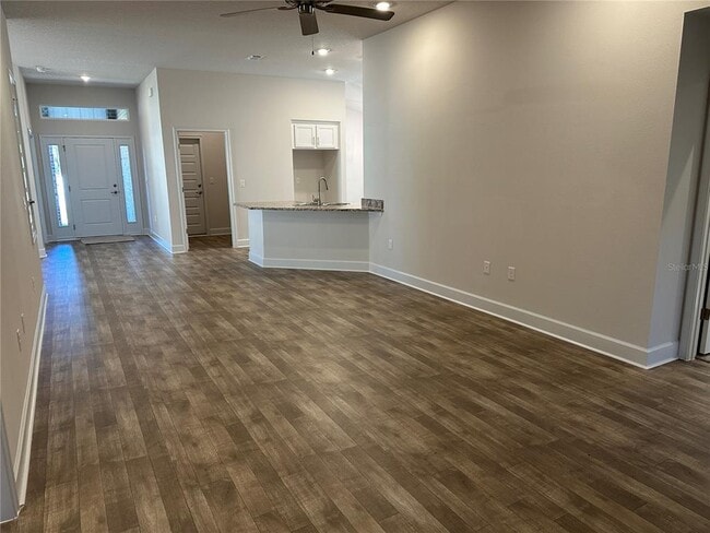 Building Photo - 14 Reston Pl