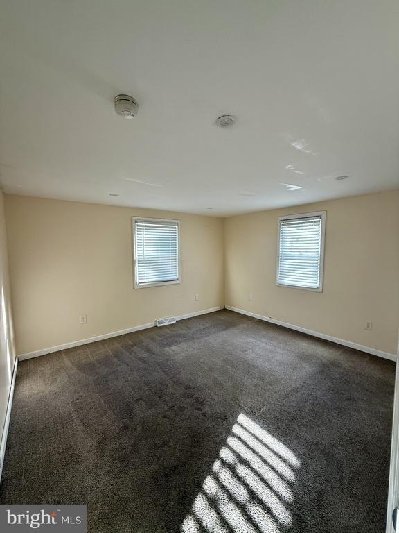 Building Photo - 2211 Browning Rd
