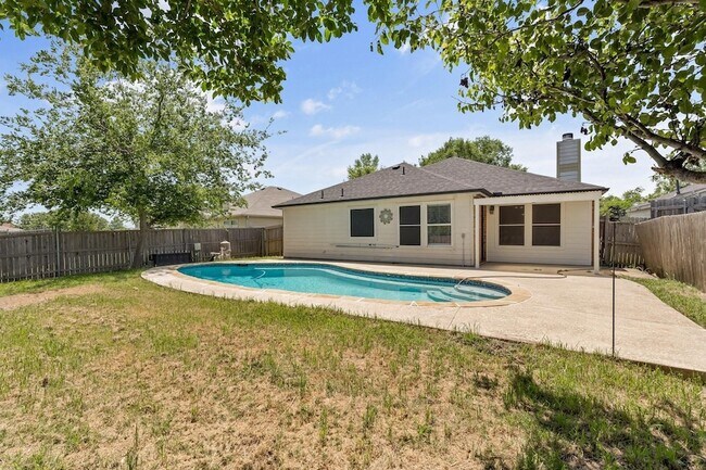 Building Photo - 1132 Single Tree Dr