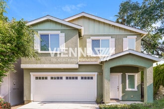 Building Photo - 4826 Morgera Ln