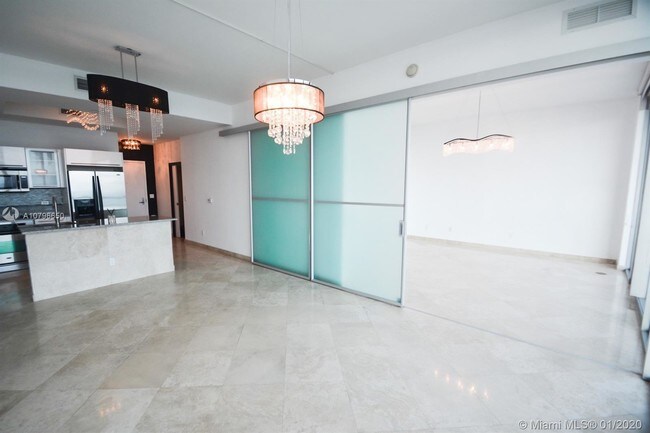 Building Photo - 888  Biscayne Blvd  4603 Miami Fl 33132
