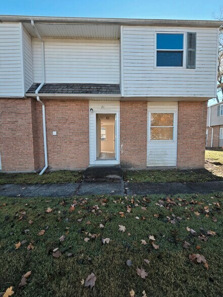 Primary Photo - 168 Sackett Rd