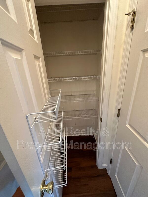 Building Photo - 1204 Glory Vine Rd