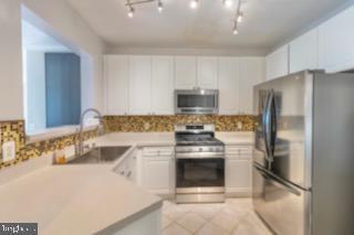 Building Photo - 2720 Bellforest Ct