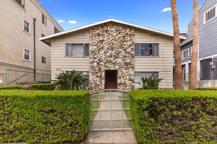 Building Photo - 4345 Ventura Canyon Ave