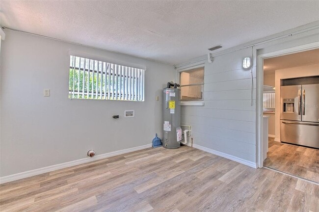 Building Photo - 1511 Meridel Ave