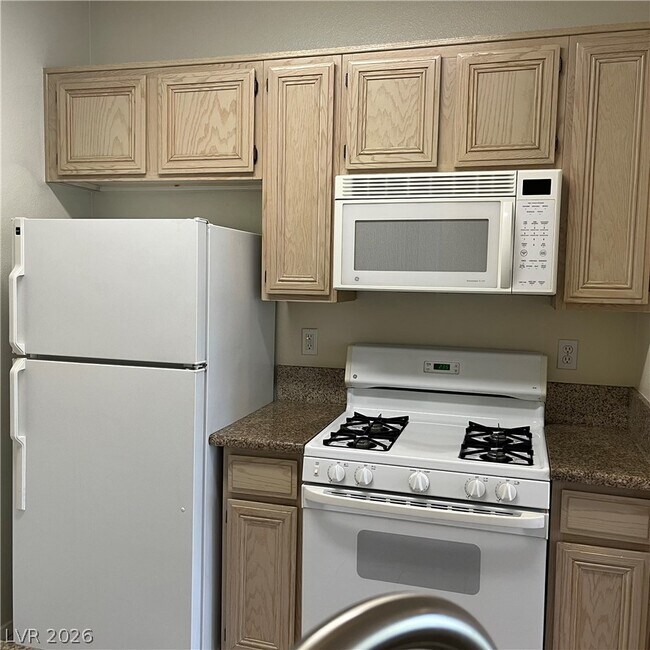 Building Photo - 7159 S Durango Dr