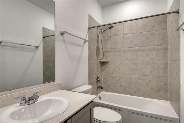 Building Photo - 134 Blair Dr