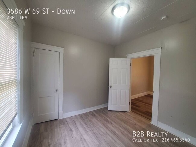 Building Photo - 3586 W 69th St