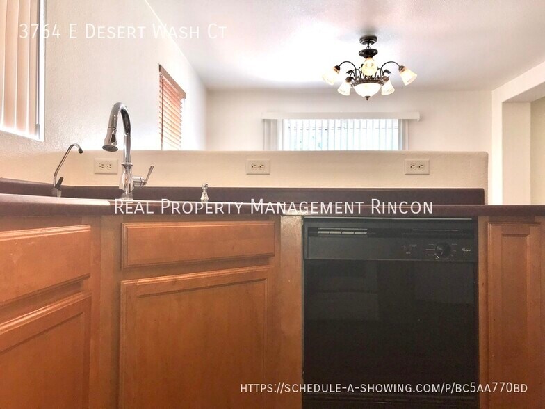 Building Photo - 3764 E Desert Wash Ct