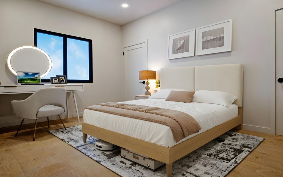 Building Photo - 1363 W 35th Pl