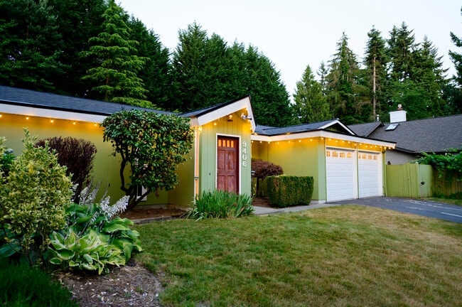 Building Photo - 9406 167th Ave NE