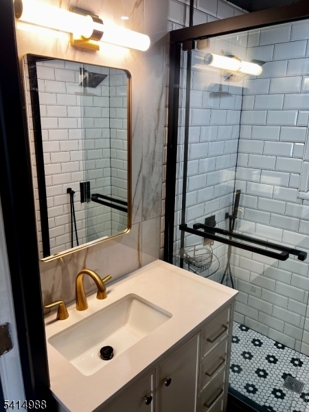 Building Photo - 51 Delaware St