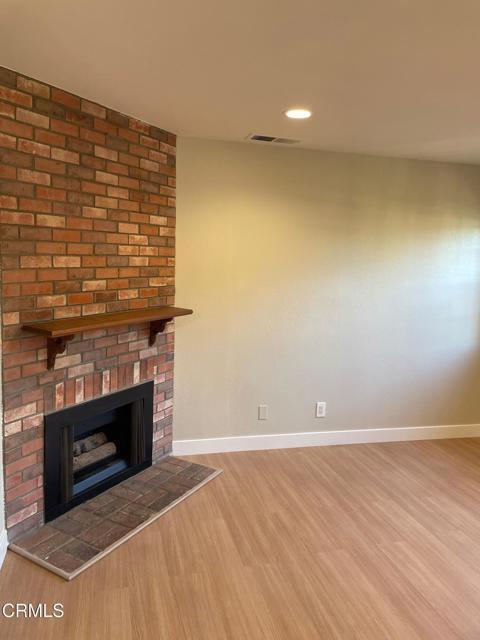 Building Photo - 852 N Monterey St