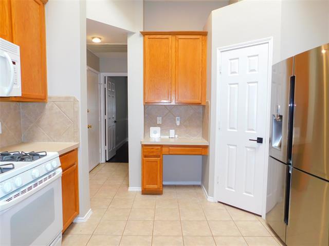 Building Photo - 3512 Yale Dr