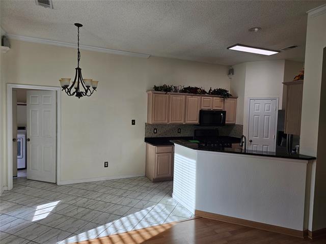 Building Photo - 7783 Park Run Rd