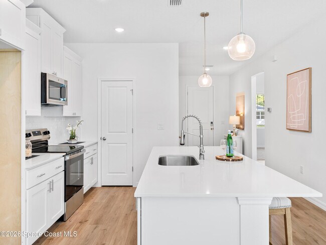 Building Photo - 1320 Seabreeze St SW