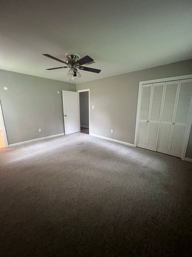Building Photo - 206 Indian Trail
