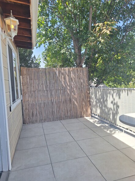 Building Photo - 4361 Camero Ave