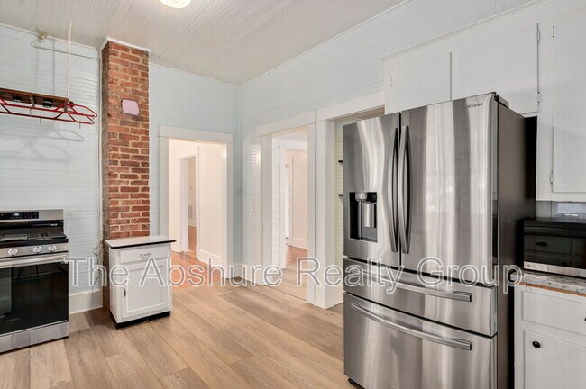 Building Photo - 362 Chalybeate Rd