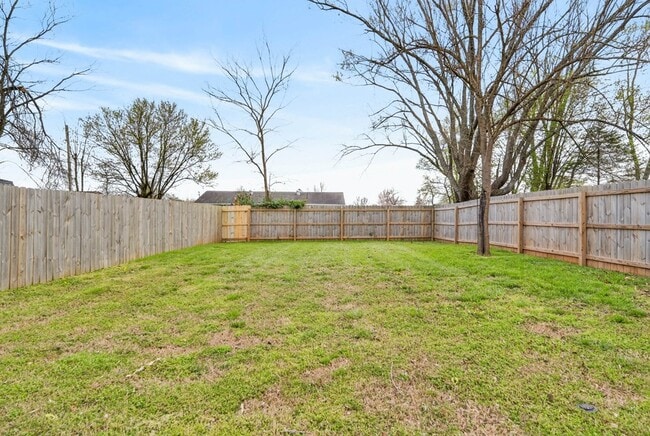 Building Photo - 101 Gibson St